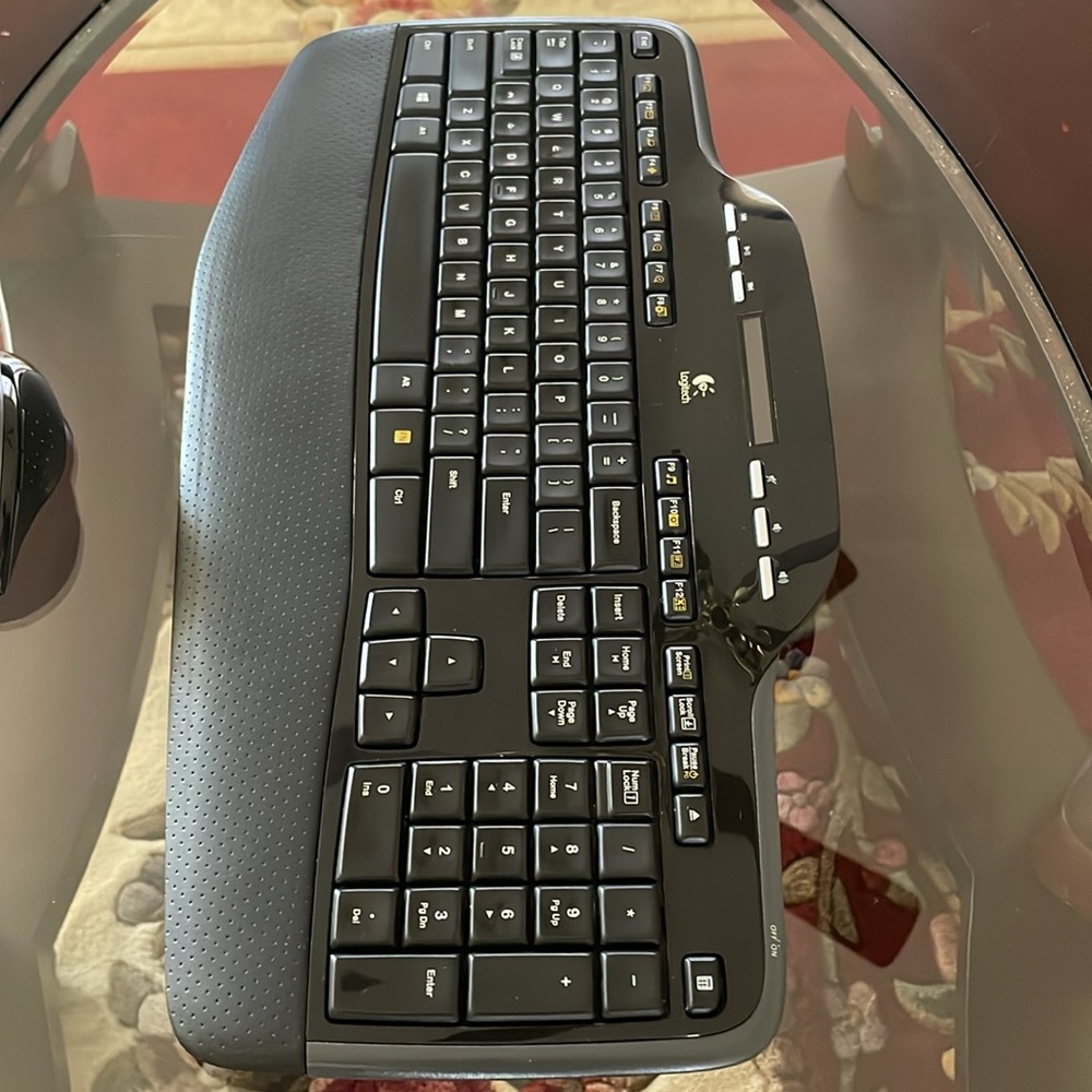 Keyboard - Picture 4 of 16